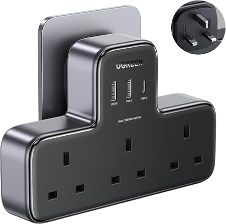 UGREEN 6-in-1 Surge Protector Power Strip with 3 AC Outlets & 3 USB Ports (PD30W USB-C) - UK Plug